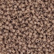 Miyuki Delica Duracoat 11/0 DB2105 - Dyed Opaque Beige - paquet de 100g|raw }}