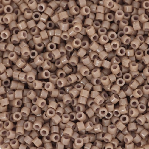 Miyuki Delica Duracoat 11/0 DB2105 - Dyed Opaque Beige - paquet de 100g