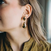 Pendentif goutte bombé 30x20 mm - Doré à l'or fin x1