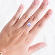 Pierre de lune ovale 9.9x8.1 mm - 2.75 cts