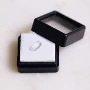 Pierre de lune rectangle 8.4x4.1 mm - 1.05cts|raw }}