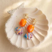 Perle baroque irrégulière en résine translucide 19x15 mm - Rose foncé marbré x1