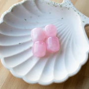 Perles tubes en résine translucide 16x14 mm - Rose clair marbré x4