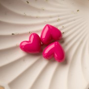 Perle coeur 15.5x18 mm en résine opaque - trou horizontal - Rose fuchsia x1