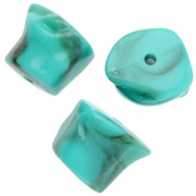 Perles irrégulières 16x20 mm en acrylique opaque - Turquoise marbré x4