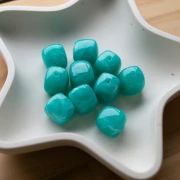 Perles cubes irréguliers 16x17 mm - Acrylique opaque - Marbré bleu turquoise x10