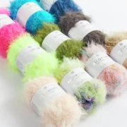 Fil fausse fourrure Ricorumi Furry Furry Rico Design Amigurumi -Rose fluo 014 x25g