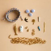 Mes bijoux DIY - Kit collier charms en acier inoxydable & cordon - Version bleu