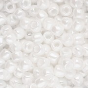 Rocaille Toho 6/0 TO6R121 - Opaque White Luster x8g|raw }}