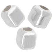 Perles cubes 3 mm - Argent 925 x10|raw }}