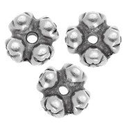 Perles rondelles fleurs 6 mm - Placage Argent fin vieilli x5|raw }}