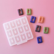 Moule en silicone Géa Creations pour réaliser des pendentifs rectangles 20x15 mm