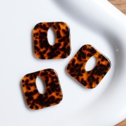 Pendentif carré évidé 21 mm en acétate - Terrazzo Marron - Noir x1