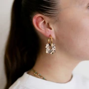 Pendentif carré évidé 21 mm en acétate - Tacheté Marron - Crème x1