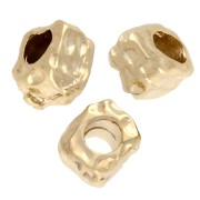 Perles carrées irrégulières martelées 4 mm - Doré à l'or fin x15
