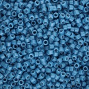 Miyuki Delica Duracoat 11/0 DB2135 - Dyed Opaque Juniper Berry paquet de 100g|raw }}