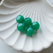 Perles rondes irrégulières facettées 14 mm résine transparente - Jade x1
