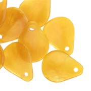 Sequins pétales de fleurs incurvés 14x10.5 mm en résine -  Jaune miel marbré x8