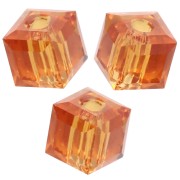 Cubes Swarovski 5601 4 mm Topaz  x8