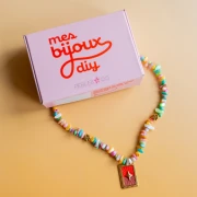 Mes bijoux DIY - Kit collier avec perles en coquillage teinté