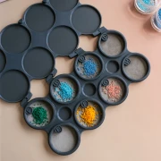 Organisateur de perles 8 emplacements de 48 mm - Dark Grey x1