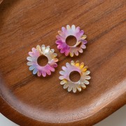 Pendentif fleur marguerite 20 mm acétate - Marbré Rose - Ocre - Ivoire - Bleu gris