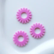 Pendentif fleur marguerite 20 mm acrylique opaque - Rose x1