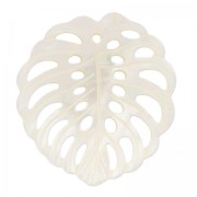 Pendentif feuille de philodendron 33x31.5 mm en nacre - Naturel x1