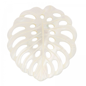 Pendentif feuille de philodendron 33x31.5 mm en nacre - Naturel x1