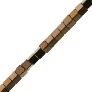 Mini perles cubes imitation hématite 2.2 mm Light Copper x40 cm