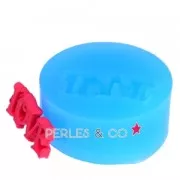 Mini moule silicone pour pâte polymère et pâte de métal 21x8,5 mm Love