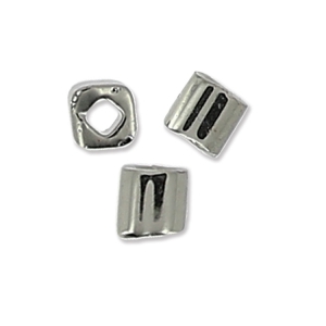 Cubes Toho 1.5 mm TC-01-711 - Silver Nickel Plated x5g