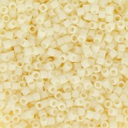 Miyuki Delica 15/0 DBS0352 - Opaque Cream Mat x5g|raw }}