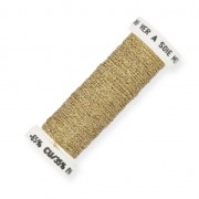 Fil à broder métallisé tressé 4 - Au ver à soie pour broderie Ocre d'or (002) x10m|raw }}
