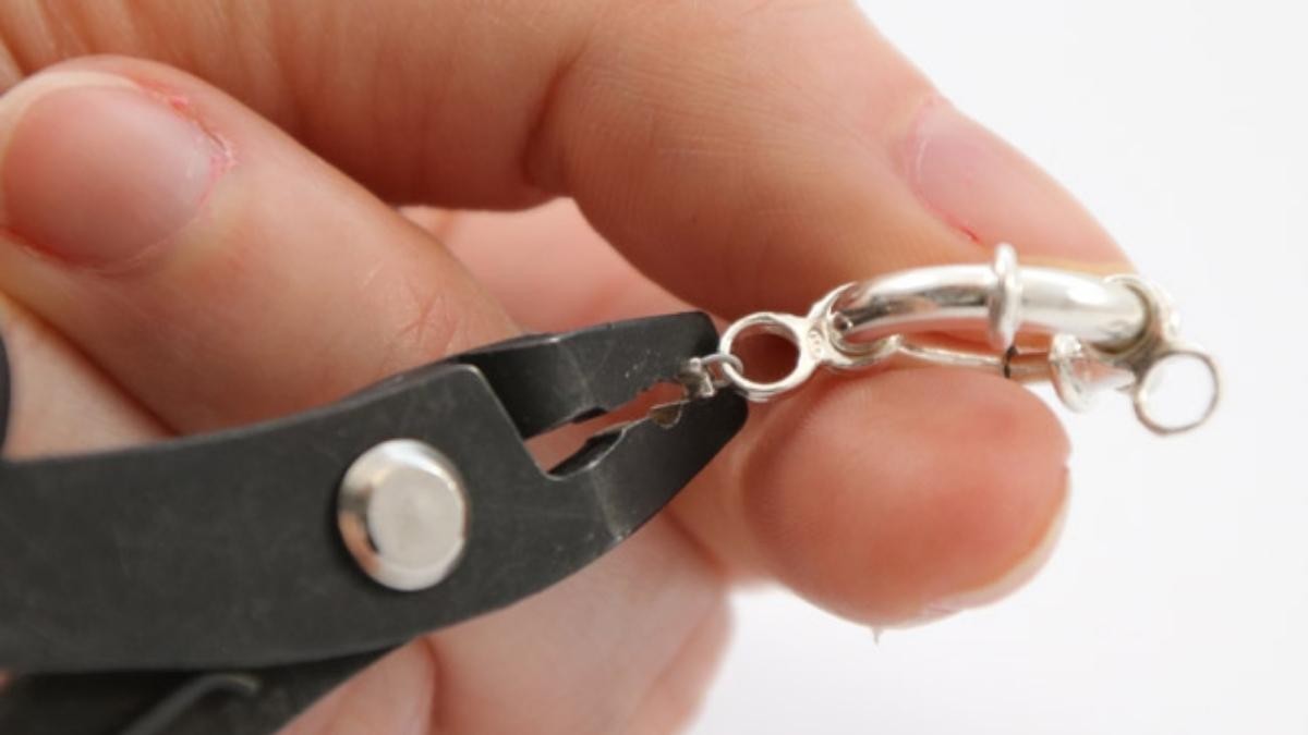 Faire de jolies finitions avec des perles à écraser : Etape 3