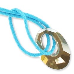 Comment faire un nœud tête d'alouette ? : Etape 3