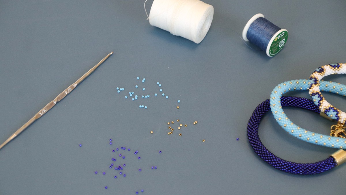 Comment faire une spirale en perles au crochet ?