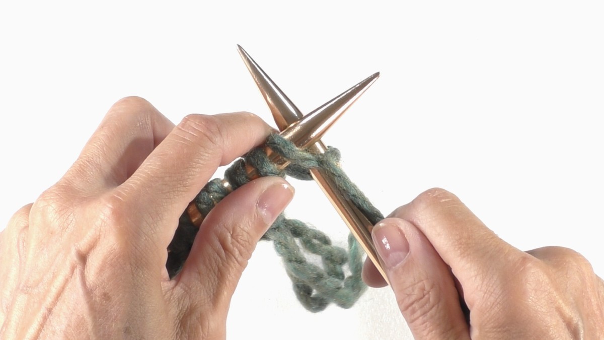 Comment tricoter une maille endroit (point mousse) ? : Etape 9