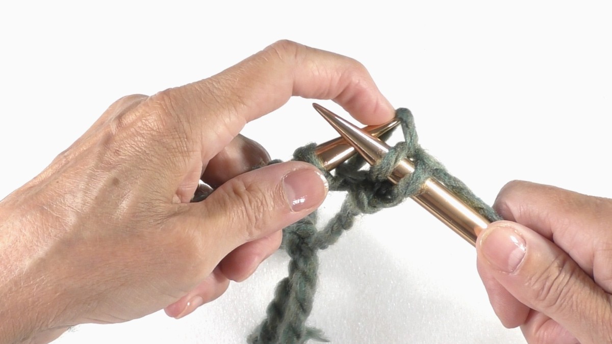 Comment tricoter une maille endroit (point mousse) ? : Etape 19