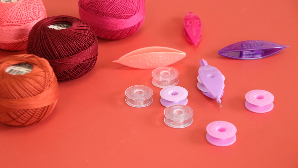 Découvrir la frivolité à la navette : le matériel pour débutant