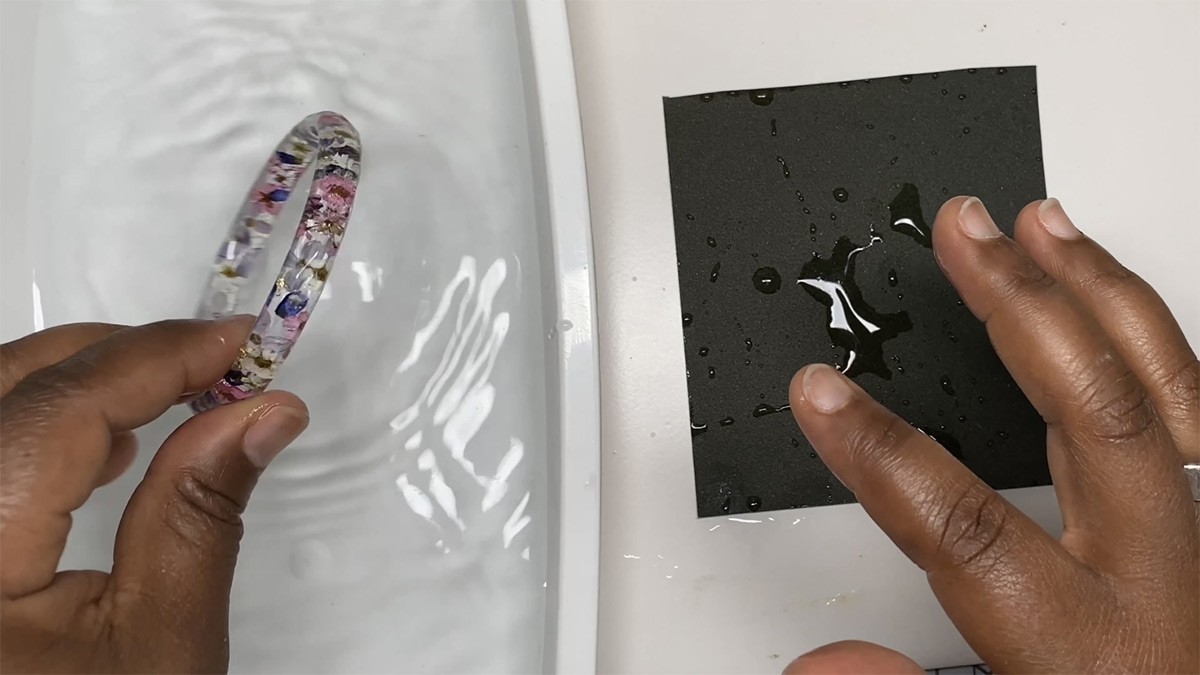 Comment poncer de la résine ? : Etape 5 Comment poncer de la résine ? : Etape 5