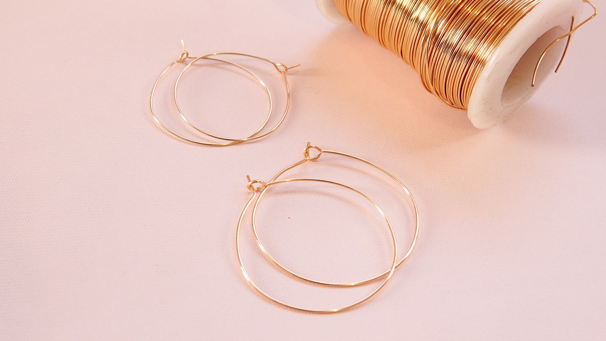 Comment faire des boucles d'oreilles créoles ? Comment faire des boucles d'oreilles créoles ?