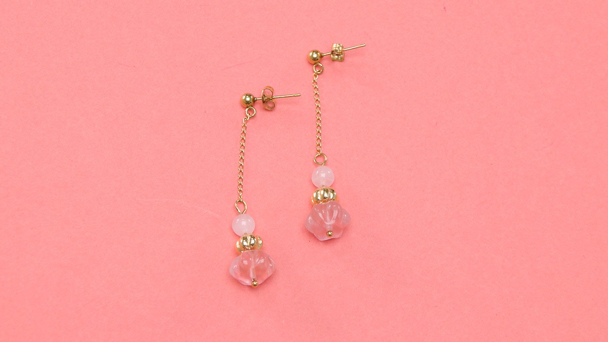 Schéma Saison Hiver - Leçon 2 : Comment faire des boucles d'oreilles pendantes avec des perles ?