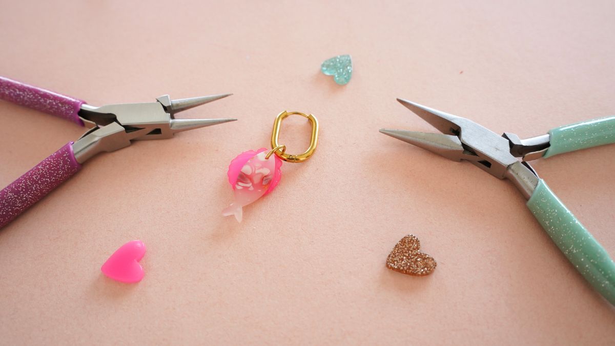 5 idées créatives de boucles d'oreilles pendantes à porter cet été : Etape 1