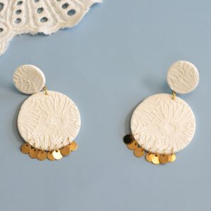 Boucles d'oreilles plaque de Mo&iuml;ko et p&acirc;te Fimo