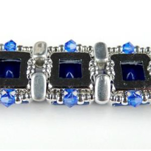 Bracelet Eléonore en perles PureCrystal et perles en verre par Puca® : Etape 15 Bracelet Eléonore en perles PureCrystal et perles en verre par Puca® : Etape 15