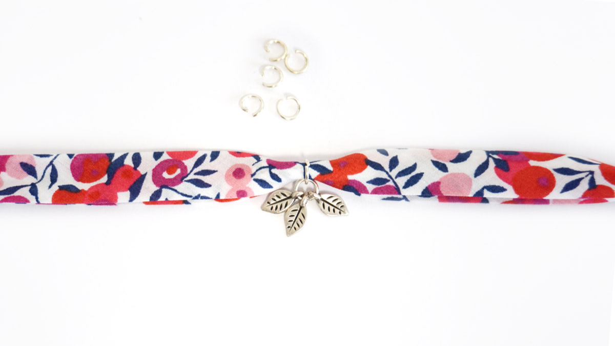 Tuto Bracelet ruban Liberty pour enfant : Etape 2