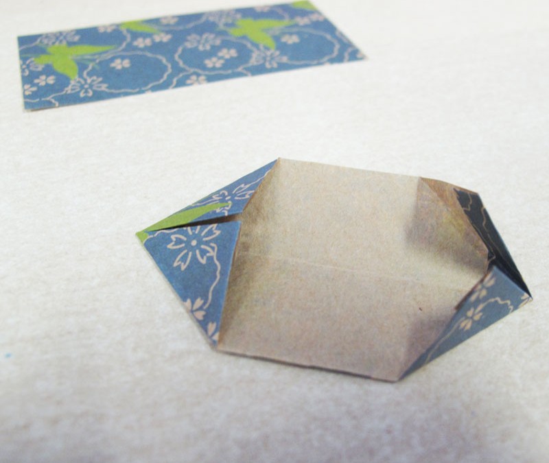 Boucles d'oreilles Origami motif Jungle : Etape 4