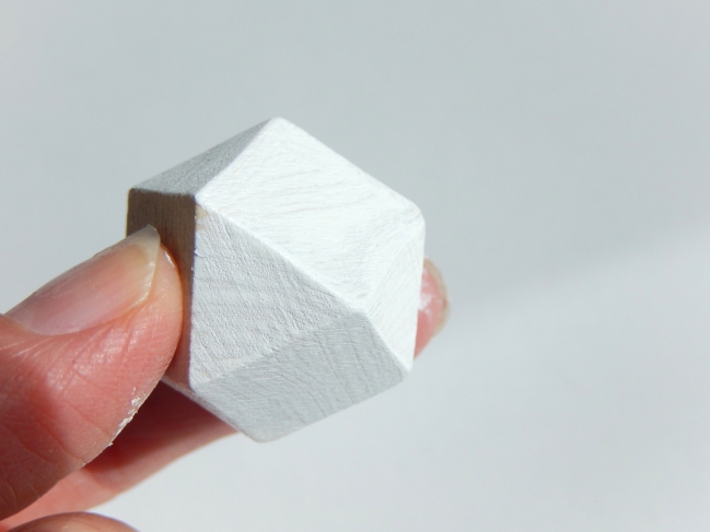 Porte essuie-tout perles en bois : Etape 2