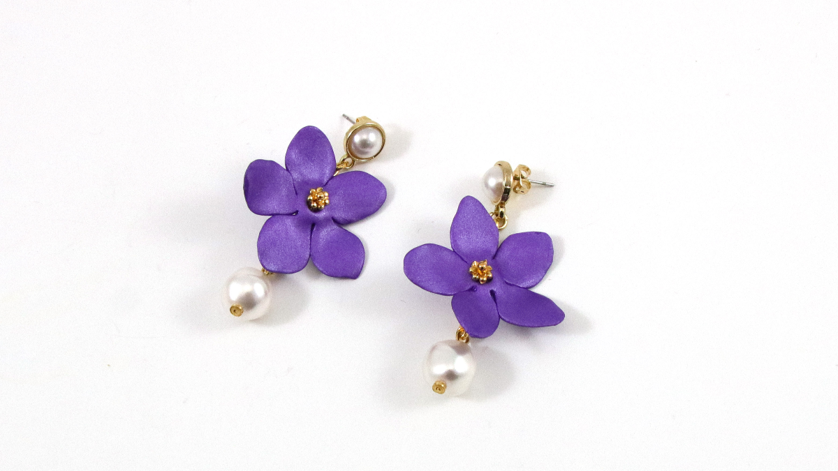 Boucles d'oreilles fleurs en Cernit Métallic : Etape 7